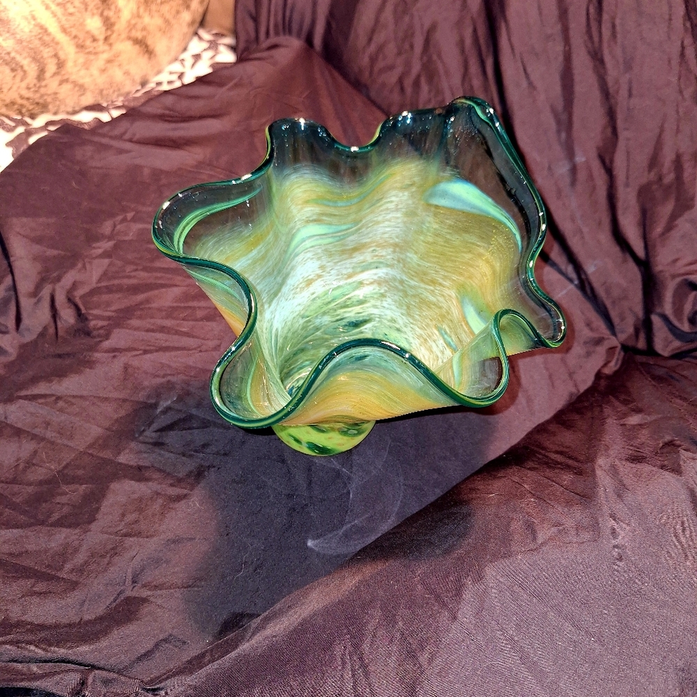 Vase - Picture 10 of 12